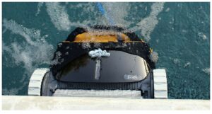 robot-piscine-dolphin-e35-piscine-center-1615450644